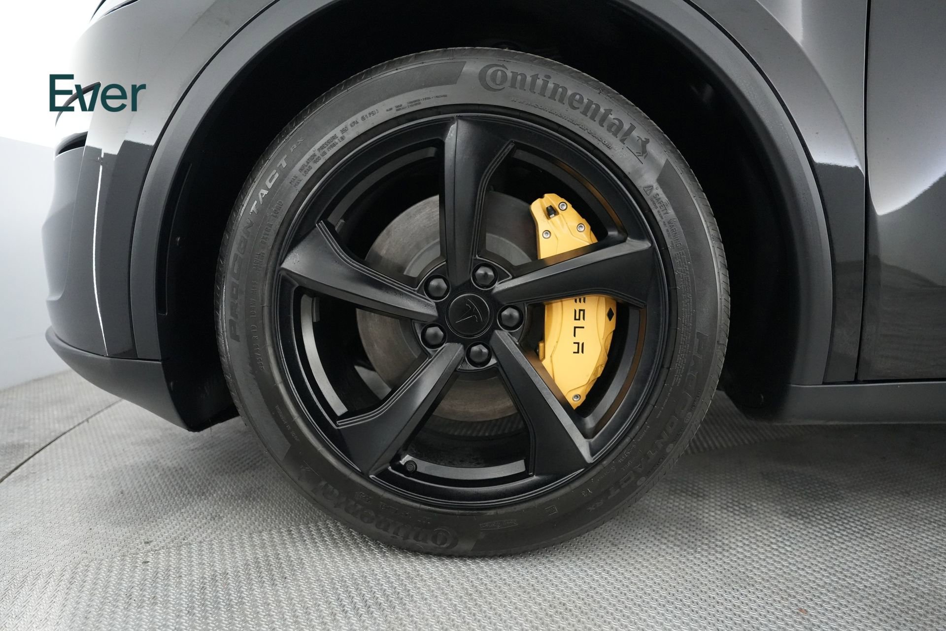 Used 2026 Tesla Model Y Long Range RWD image 19