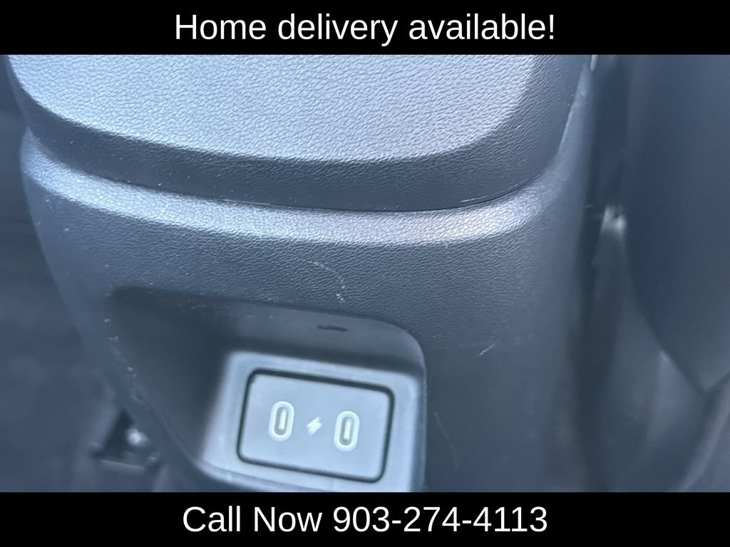 Used 2025 Hyundai Elantra Limited FWD image 12