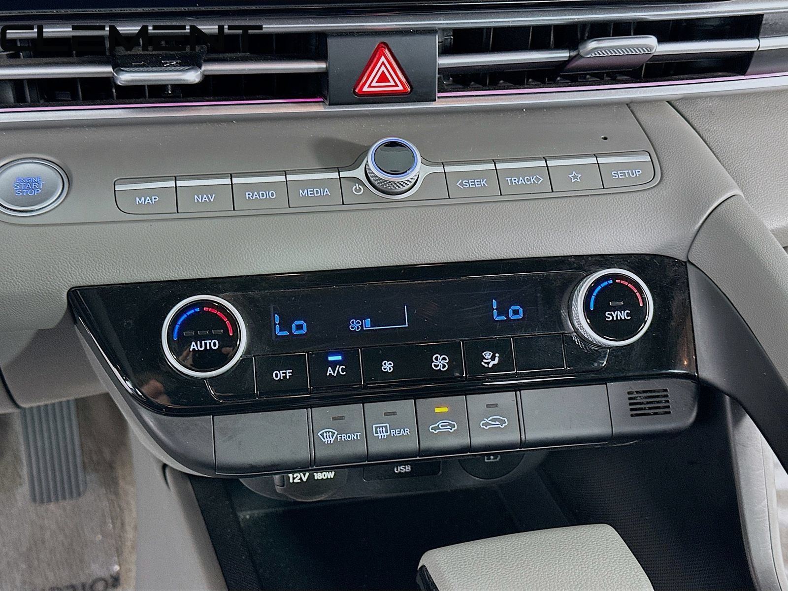 Certified 2024 Hyundai Elantra SEL FWD image 22