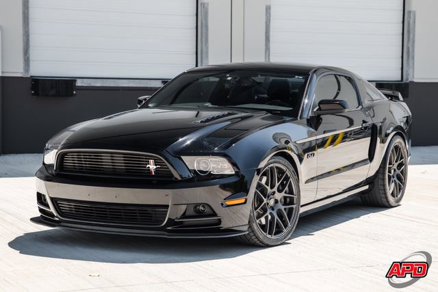 Used 2013 Ford Mustang GT Premium RWD image 35