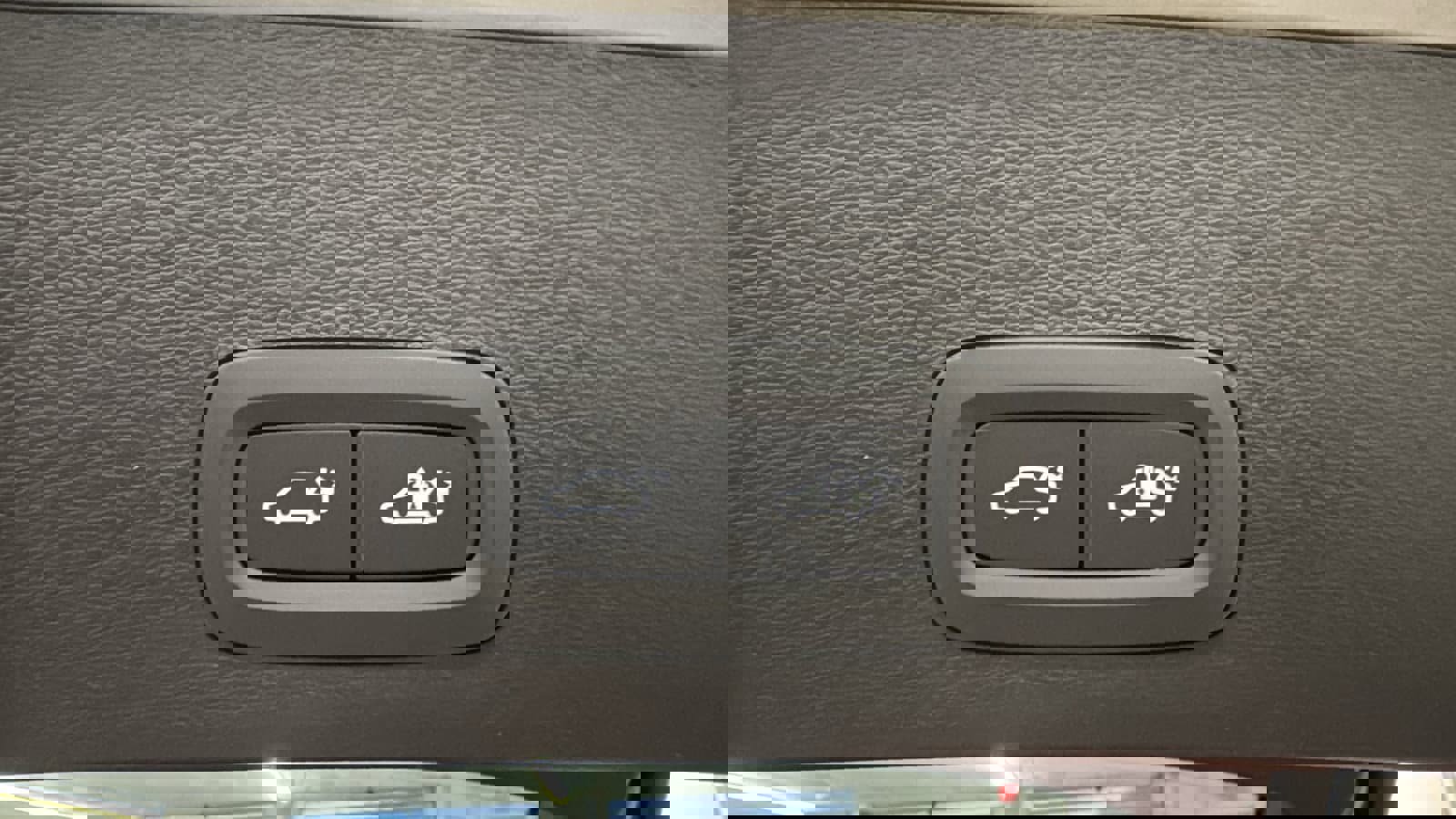 Used 2026 Volvo XC40 B5 Plus w/ Protection Package Premier image 30