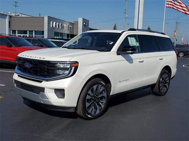 New 2025 Ford Expedition Platinum w/ Driver's Package image 5