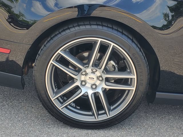 Used 2011 Ford Mustang GT Premium RWD image 7