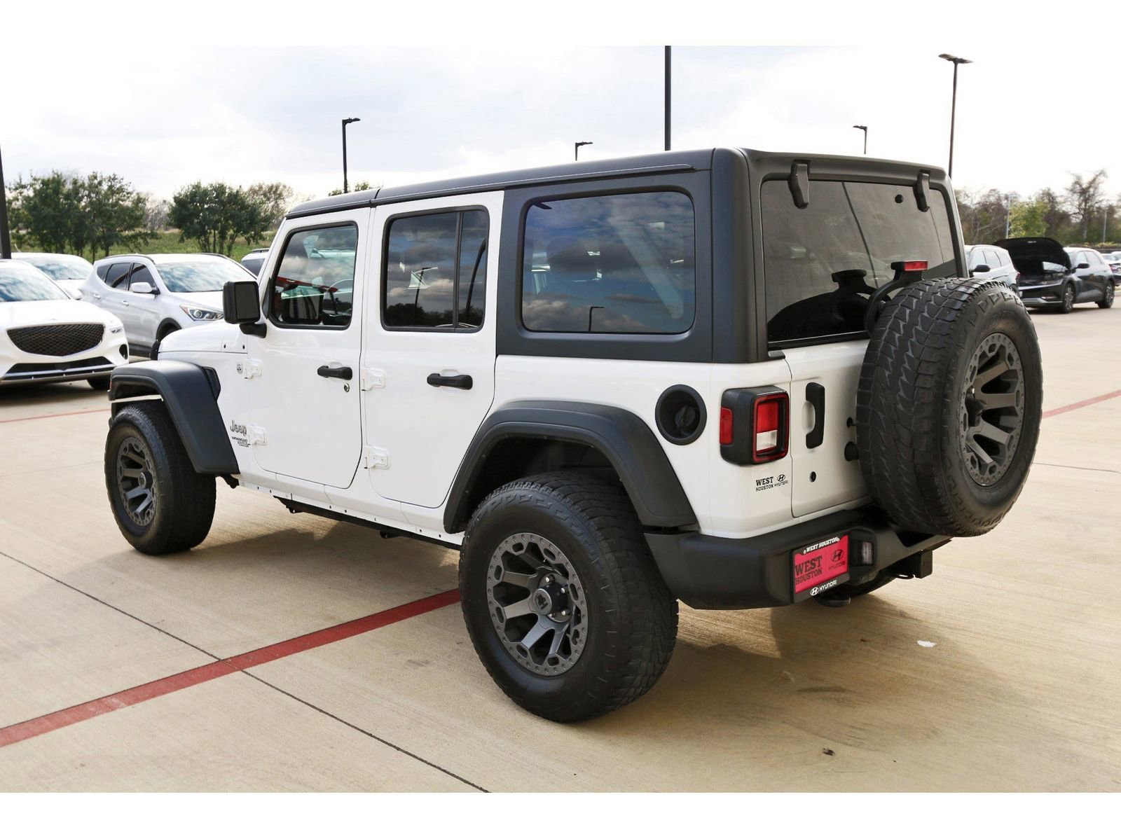 Used 2018 Jeep Wrangler Unlimited Sport S image 6