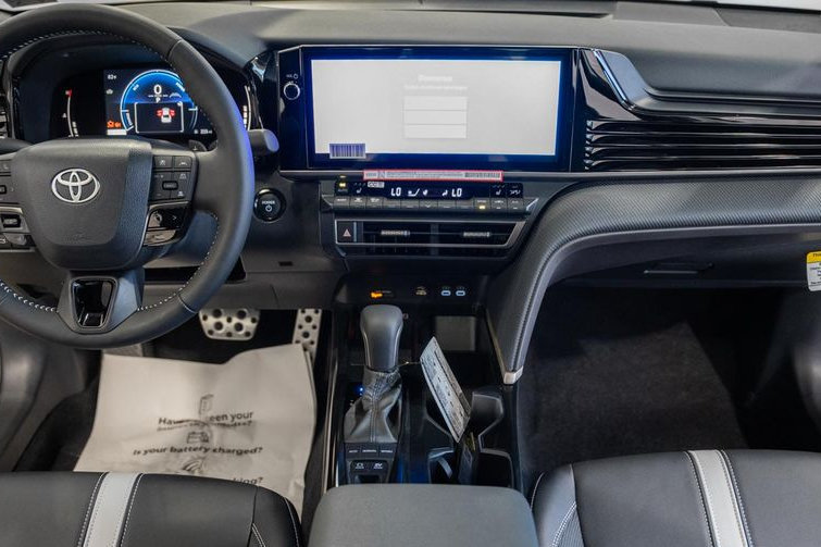 New 2026 Toyota Camry SE FWD image 17