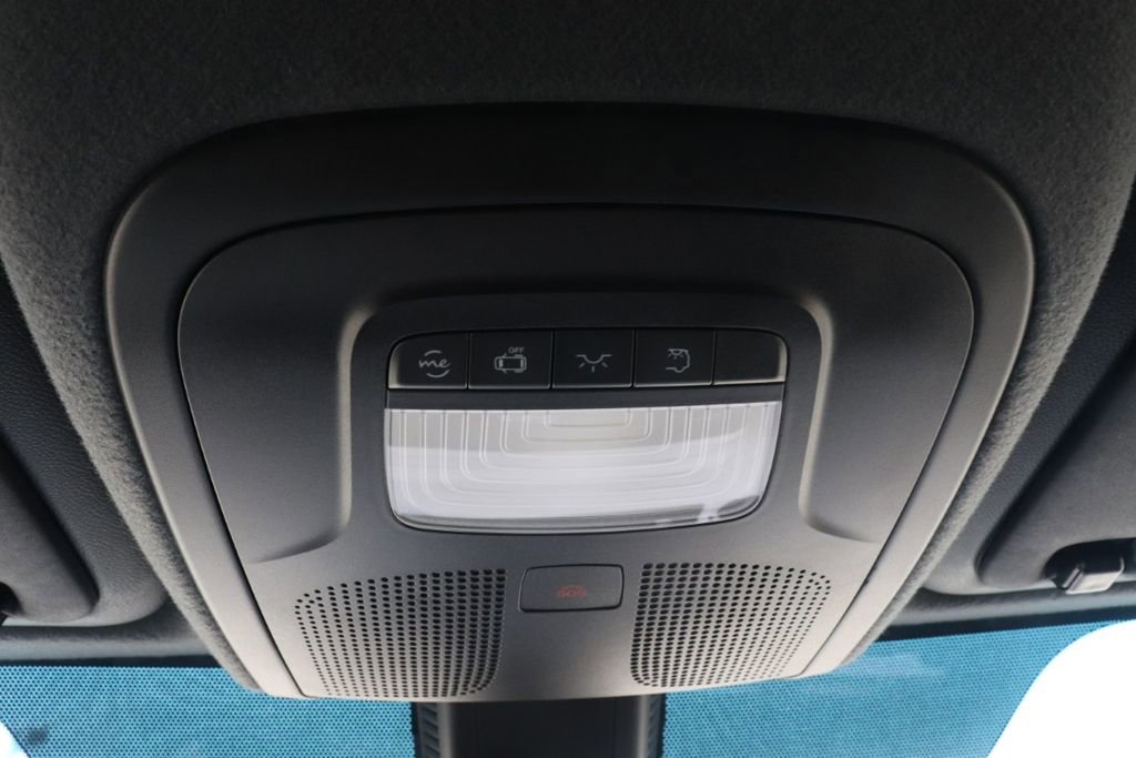 Used 2025 Mercedes-Benz Sprinter 2500 image 12