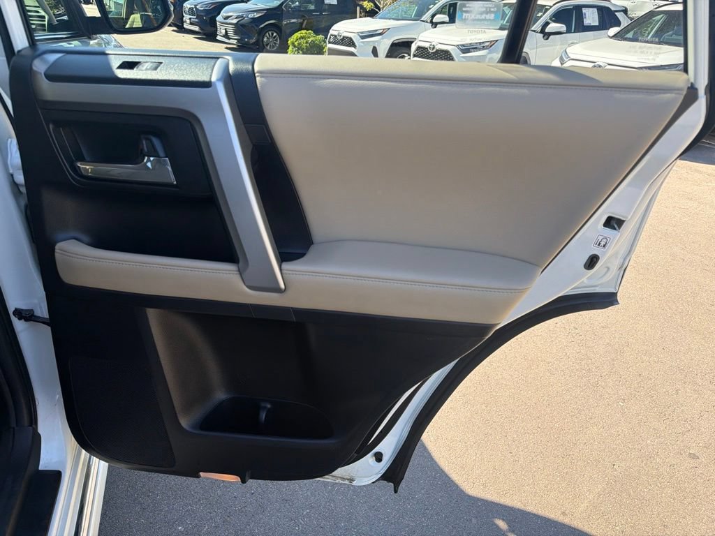 Used 2023 Toyota 4Runner Limited AWD/4WD image 12