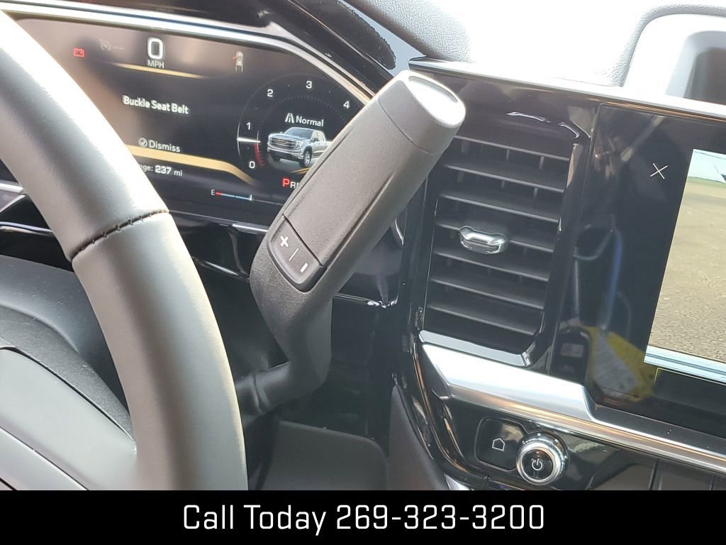 New 2026 GMC Sierra 1500 Elevation image 16