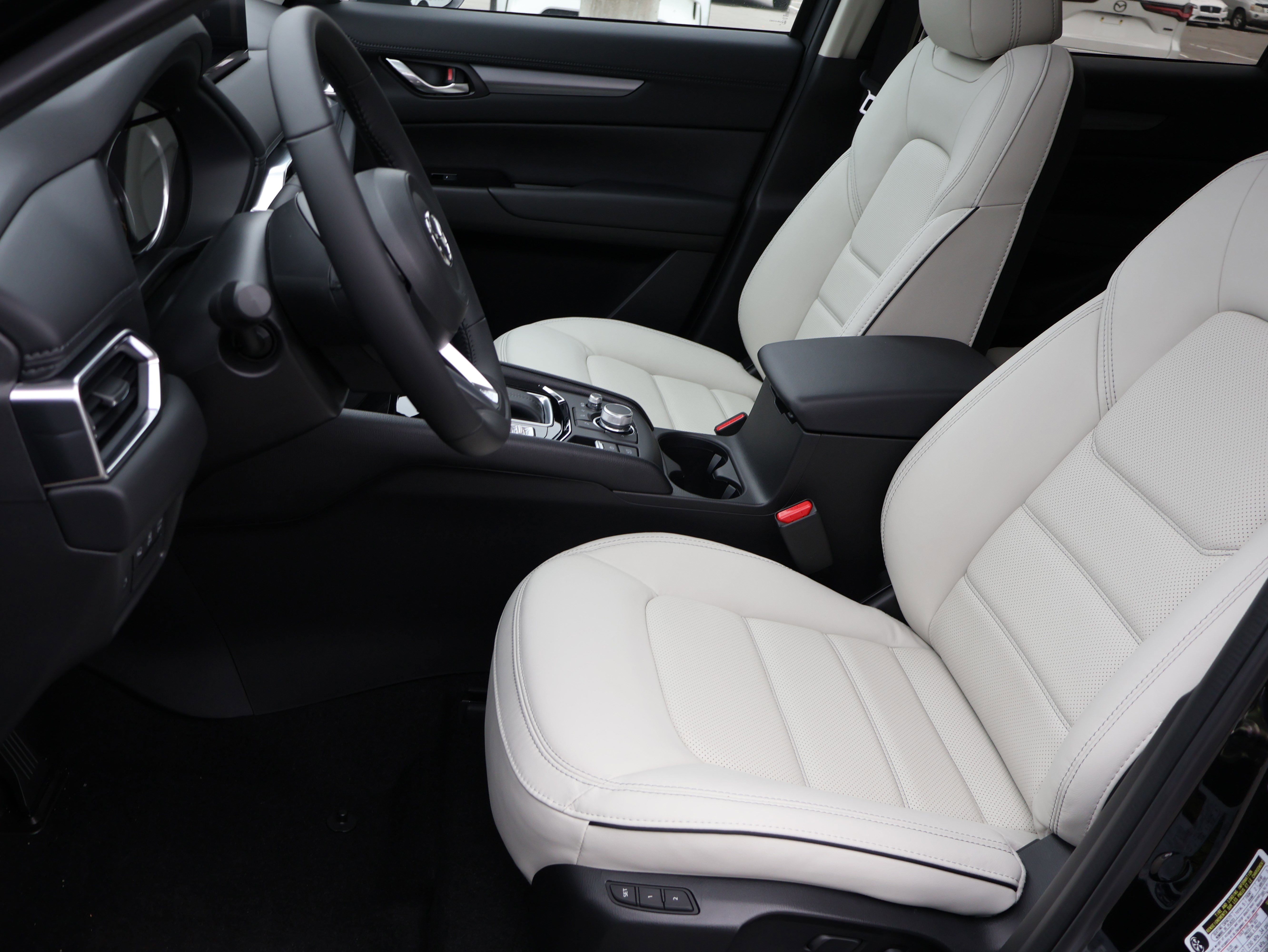 New 2025 MAZDA CX-5 AWD 2.5 S w/ Preferred Package image 42