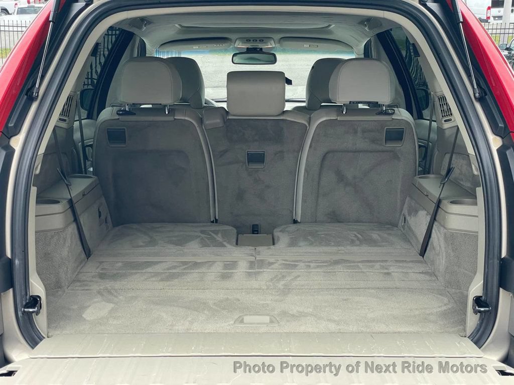 Used 2004 Volvo XC90 2.5T AWD/4WD image 27