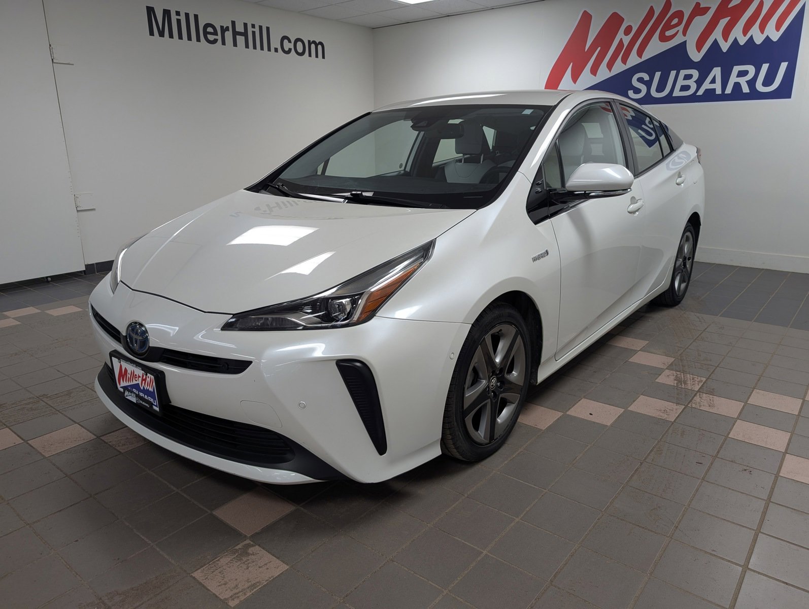 Used 2020 Toyota Prius L Eco