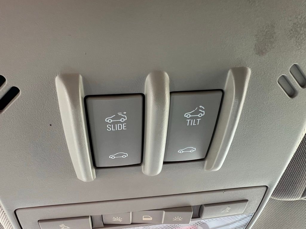 Used 2015 Buick Encore Leather FWD image 41