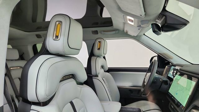 Used 2024 Rivian R1S Adventure image 22