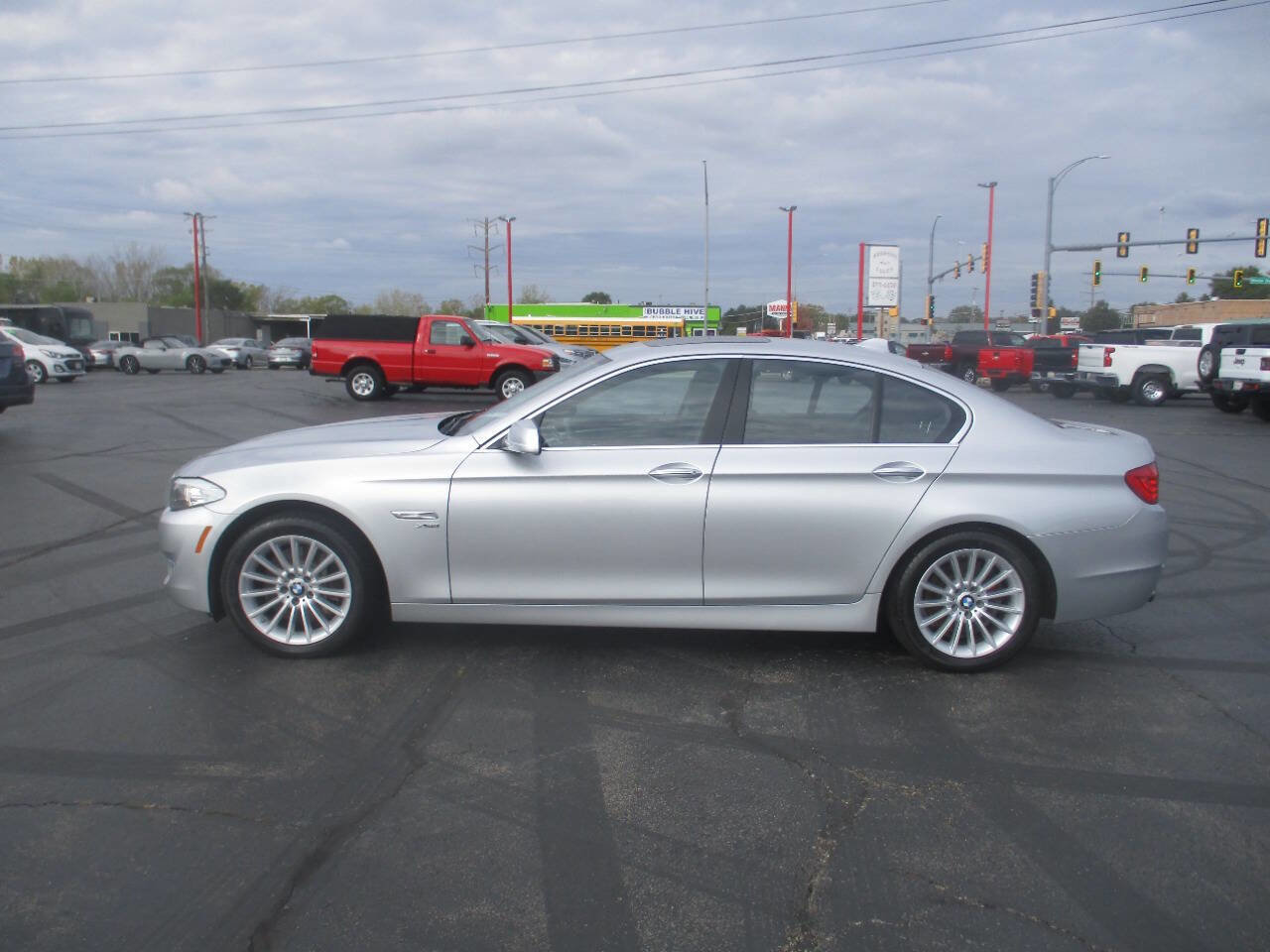 Used 2011 BMW 535i xDrive Sedan image 2