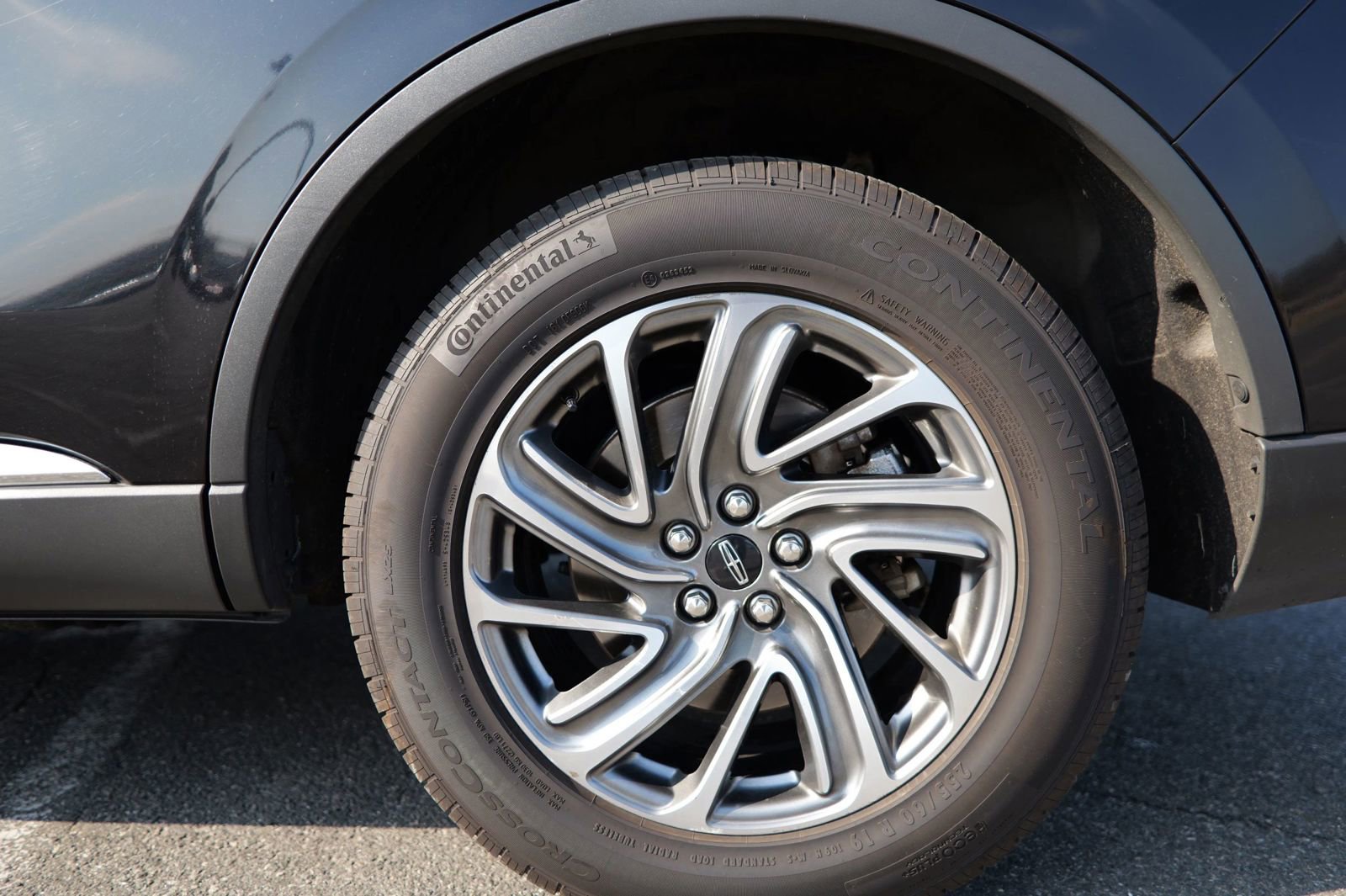 Used 2023 Lincoln Aviator AWD image 15