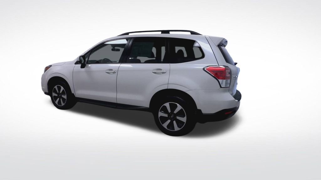 Used 2018 Subaru Forester 2.5i Premium image 6