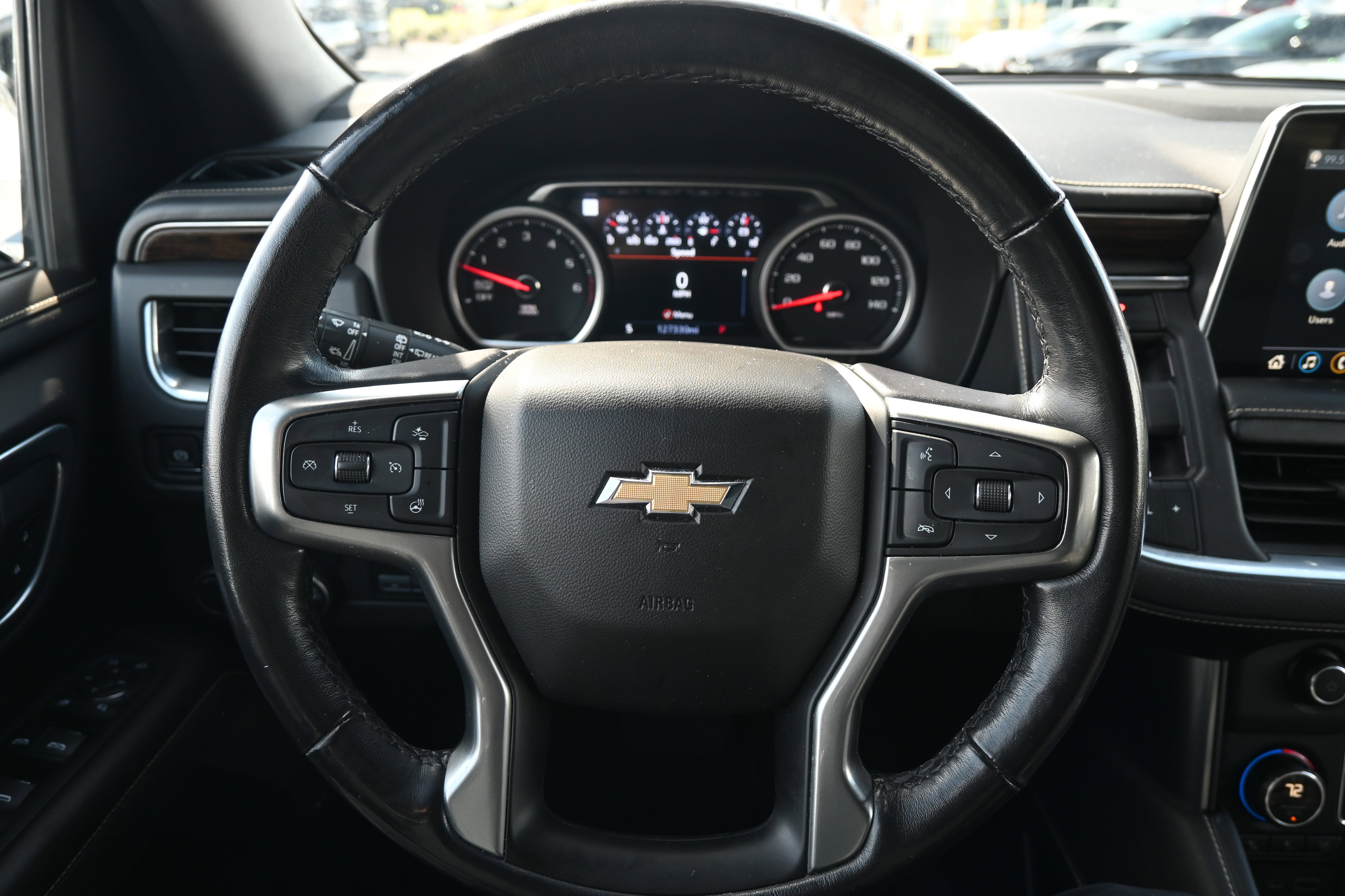 Used 2021 Chevrolet Tahoe Premier w/ Premium Package image 19