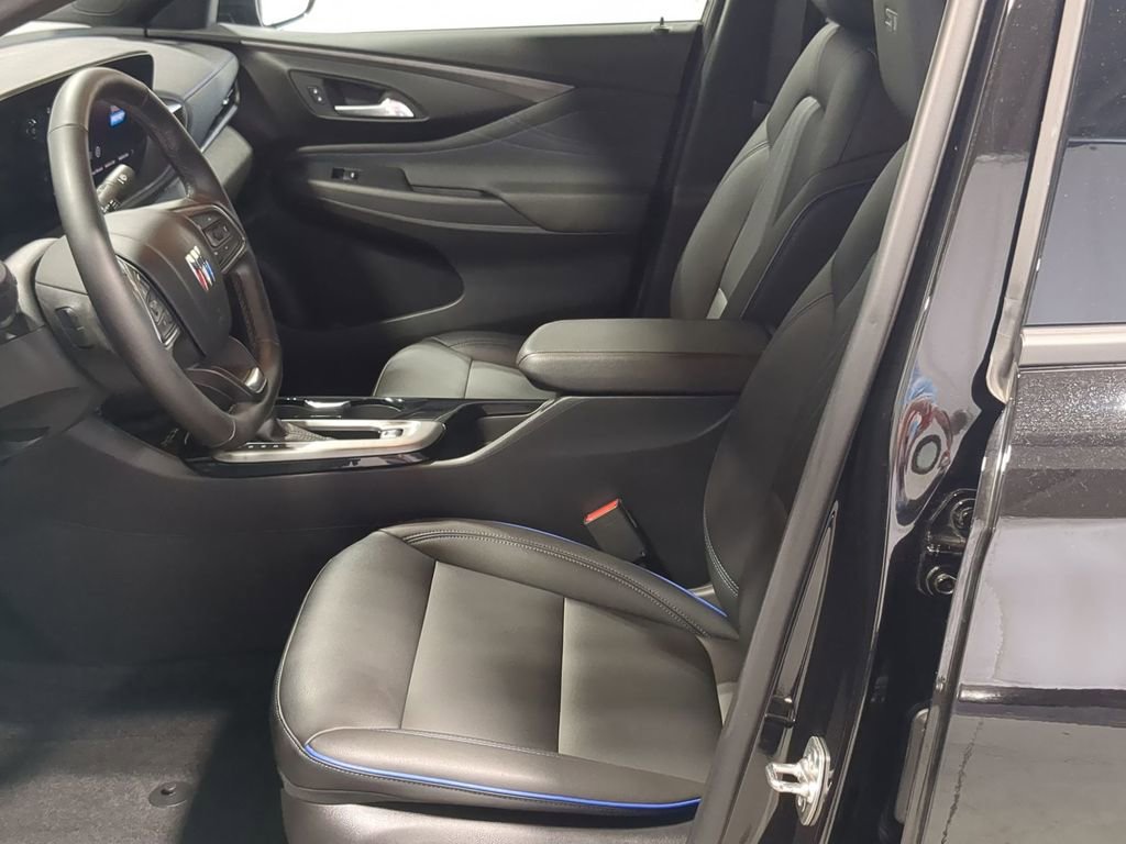 Used 2024 Buick Envista Sport Touring w/ Convenience I Package image 16