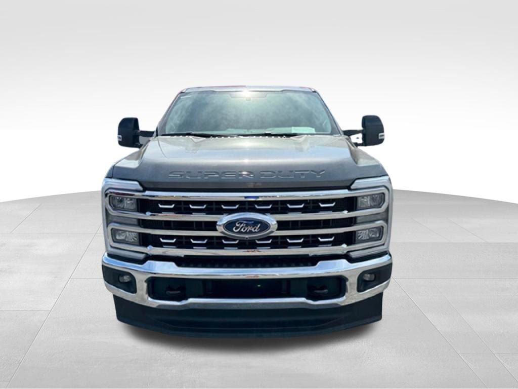 Used 2025 Ford F250 Lariat AWD/4WD image 11