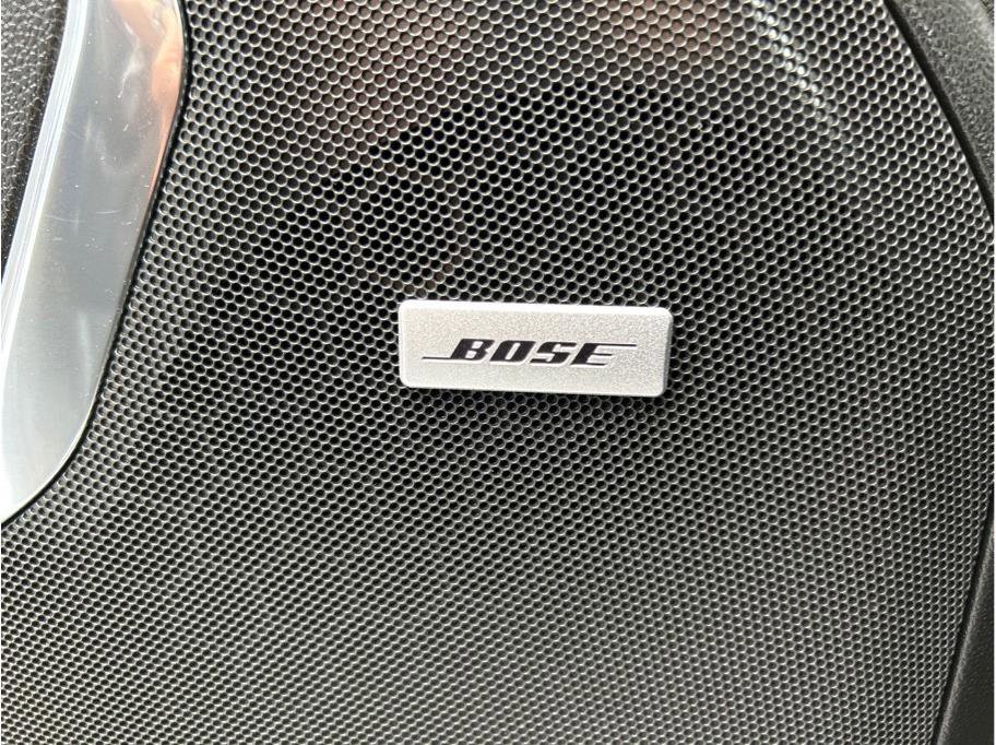 Used 2023 Chevrolet Suburban RST w/ Luxury Package image 22