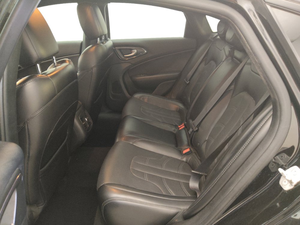Used 2016 Chrysler 200 S w/ Navigation & Sound Group I AWD/4WD image 18