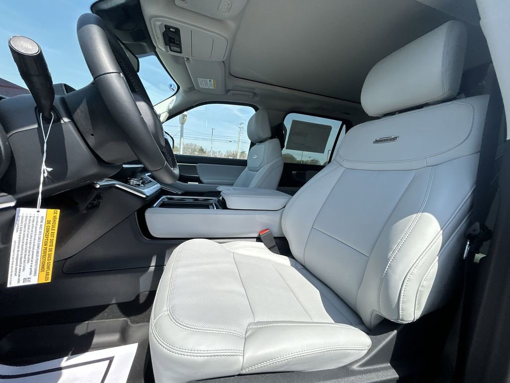 New 2026 Ford Expedition Max Platinum image 17