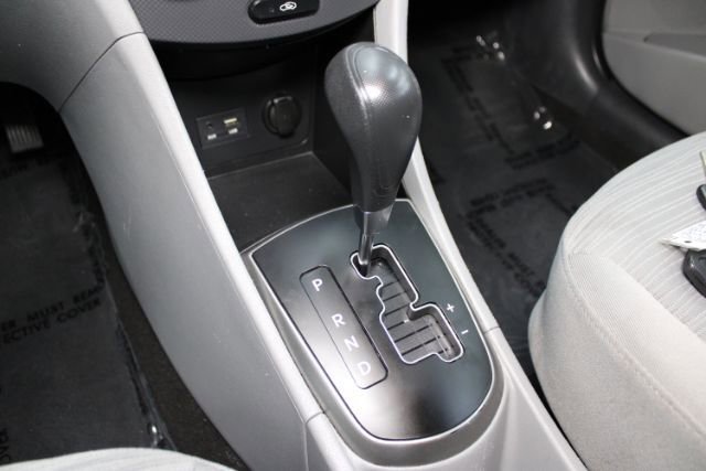 Used 2016 Hyundai Accent SE FWD image 13