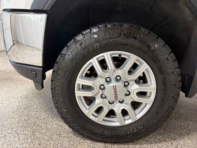Used 2023 GMC Sierra 2500 SLT w/ SLT Premium Package AWD/4WD image 31