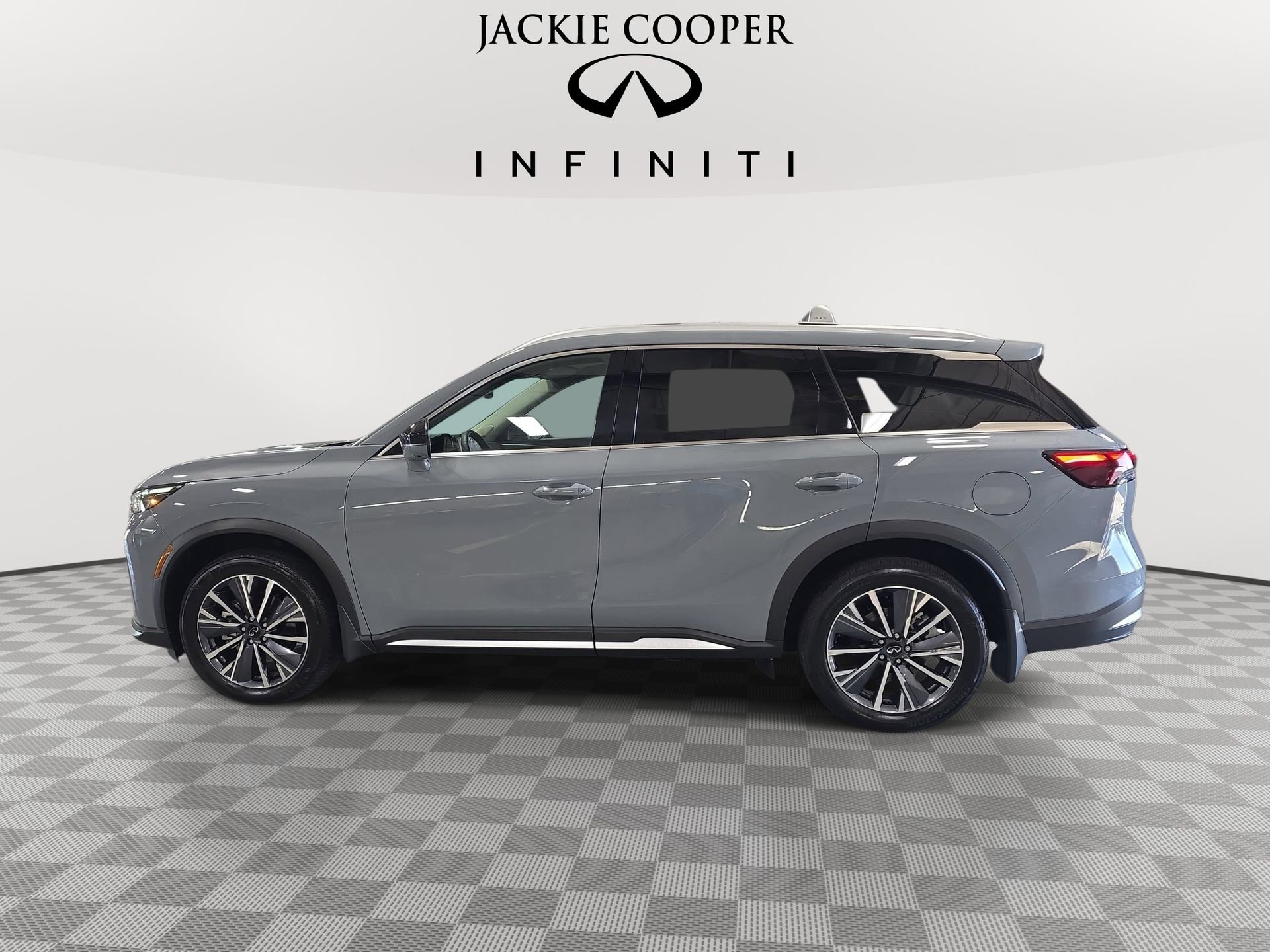 Used 2026 INFINITI QX60 Luxe w/ Cargo Package AWD/4WD image 8