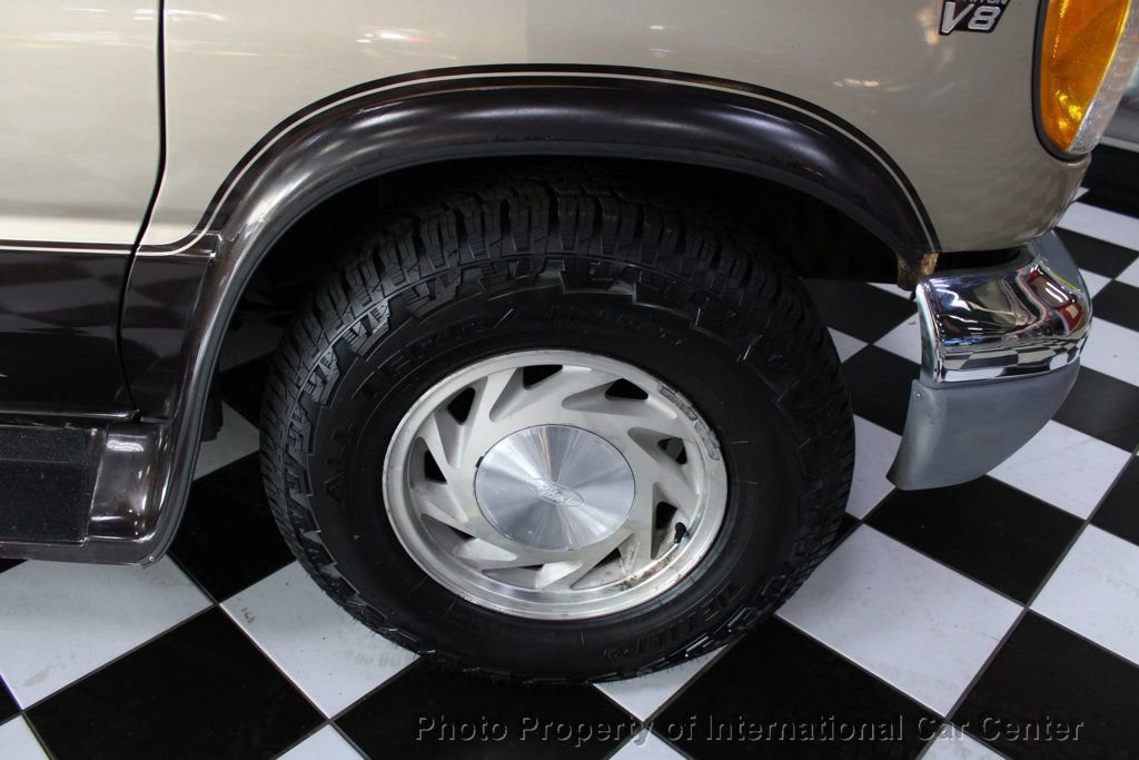 Used 2000 Ford E-150 and Econoline 150 image 33