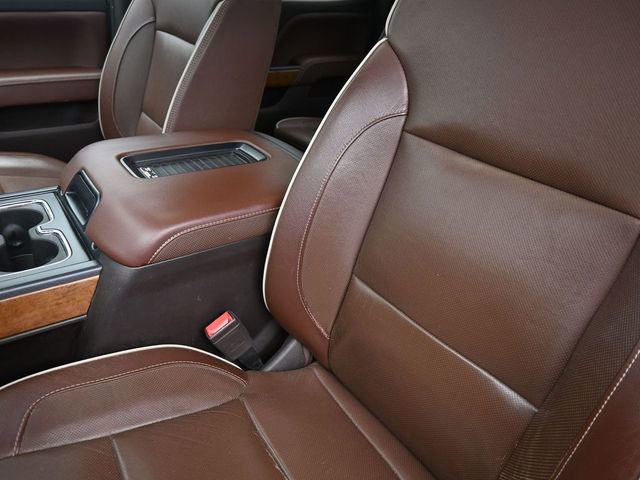 Used 2019 Chevrolet Silverado 2500 High Country w/ Duramax Plus Package image 17