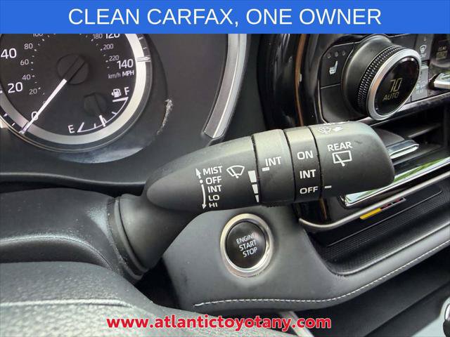 Certified 2025 Toyota Highlander XLE FWD image 27
