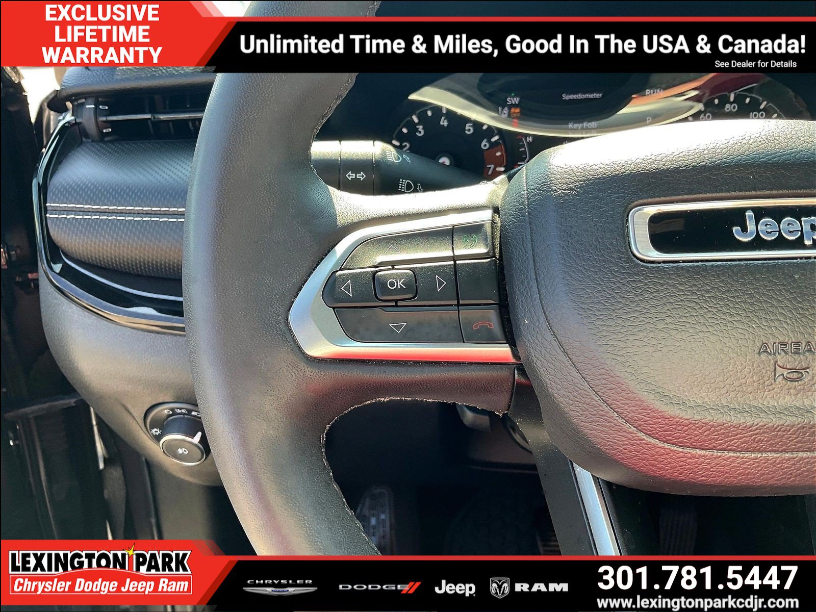 Used 2023 Jeep Compass Latitude w/ Convenience Group AWD/4WD image 11