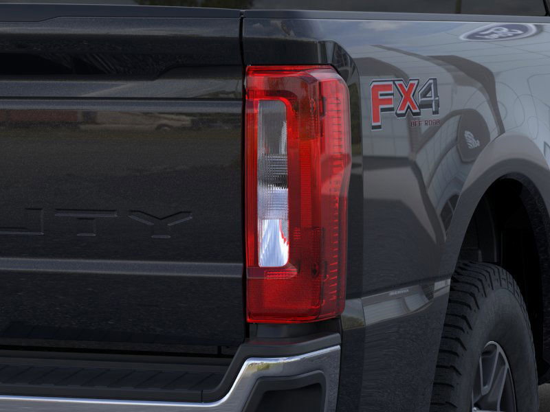New 2025 Ford F250 XLT w/ FX4 Off-Road Package image 21