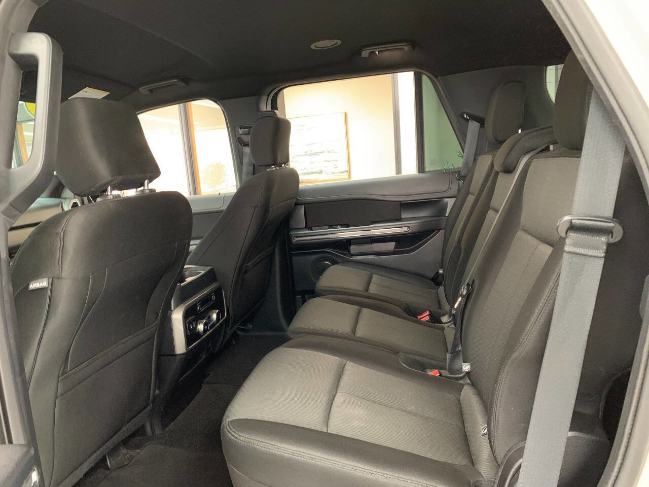 Used 2019 Ford Expedition XLT image 13