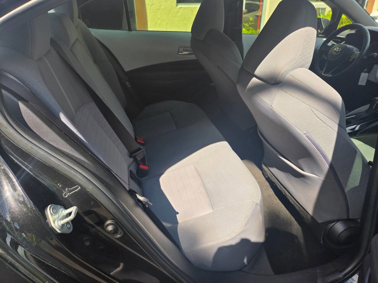 Used 2020 Toyota Corolla SE image 15