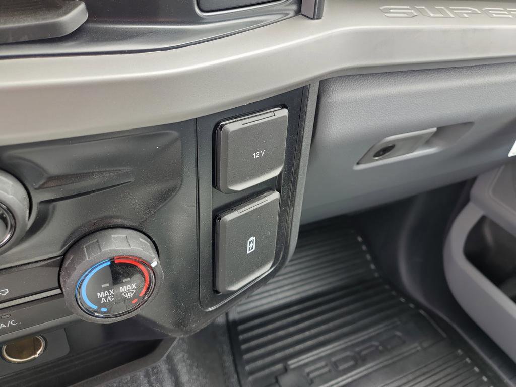 New 2025 Ford F350 XL w/ XL Chrome Package AWD/4WD image 36