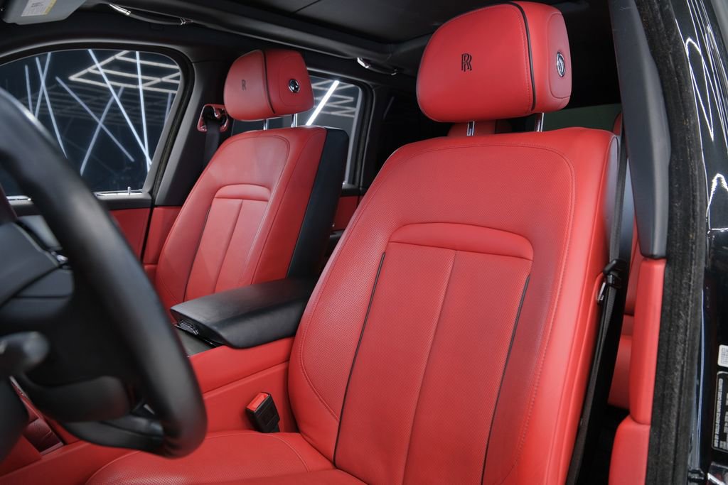 Used 2019 Rolls-Royce Cullinan AWD/4WD image 13