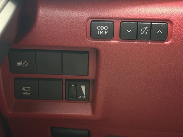 Used 2023 Lexus IS 350 F Sport w/ Navigation Package image 22