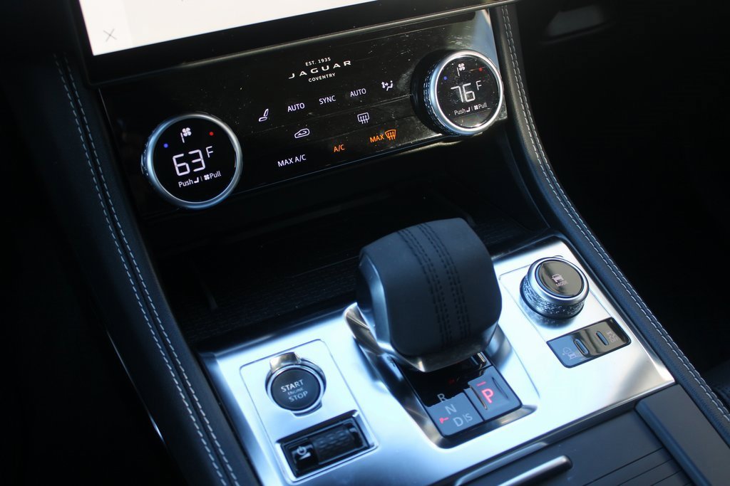 Used 2024 Jaguar F-PACE R-Dynamic S image 21