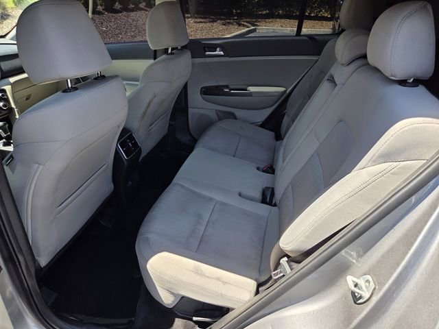 Used 2020 Kia Sportage LX FWD image 11