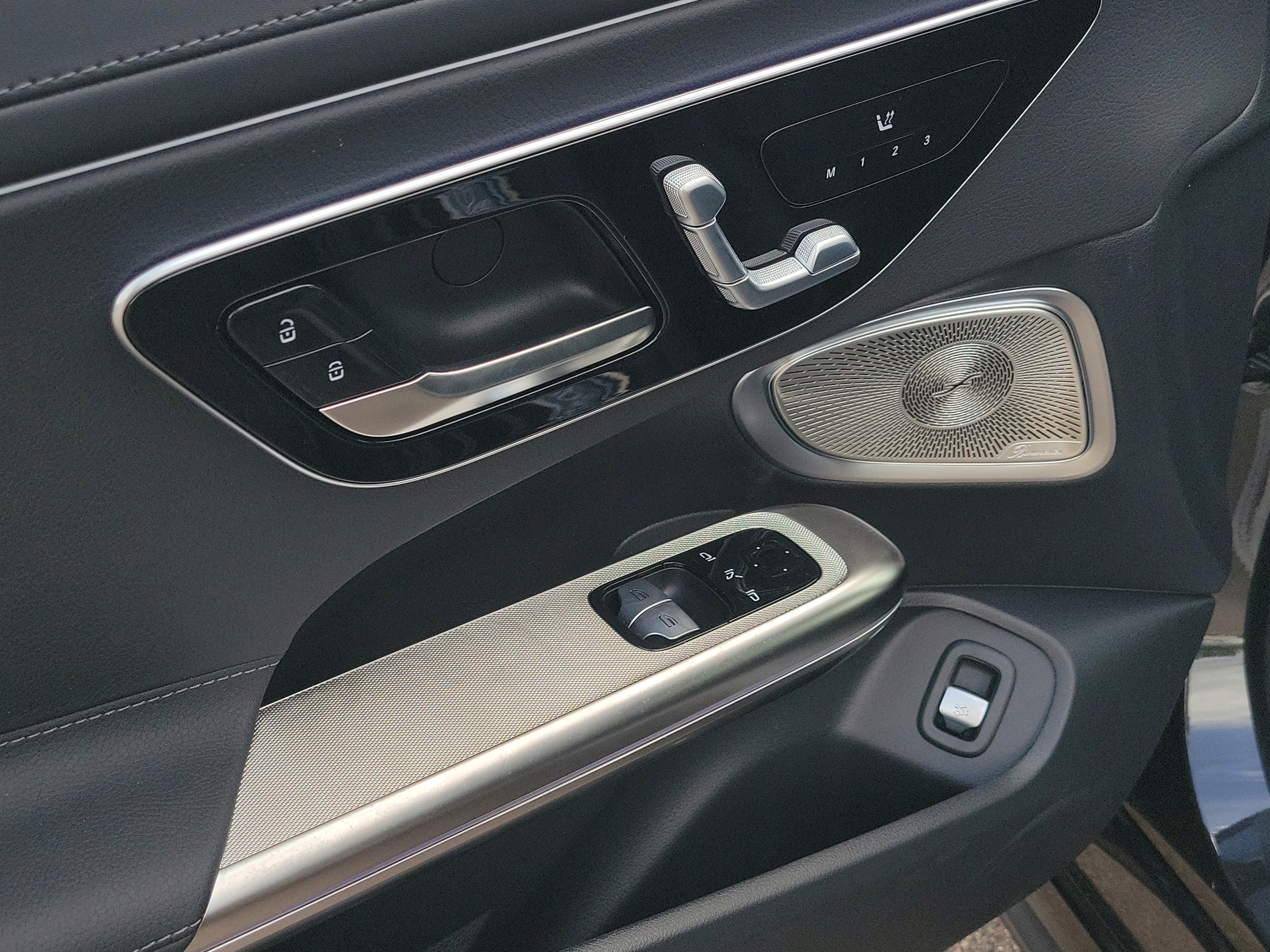 New 2026 Mercedes-Benz CLE 300 4MATIC Coupe image 5