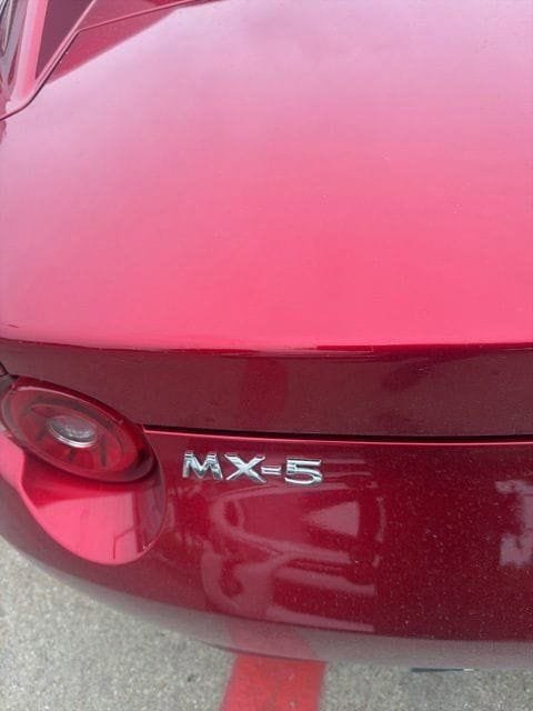 Used 2024 MAZDA MX-5 Miata RF Grand Touring w/ Weather Package RWD image 4
