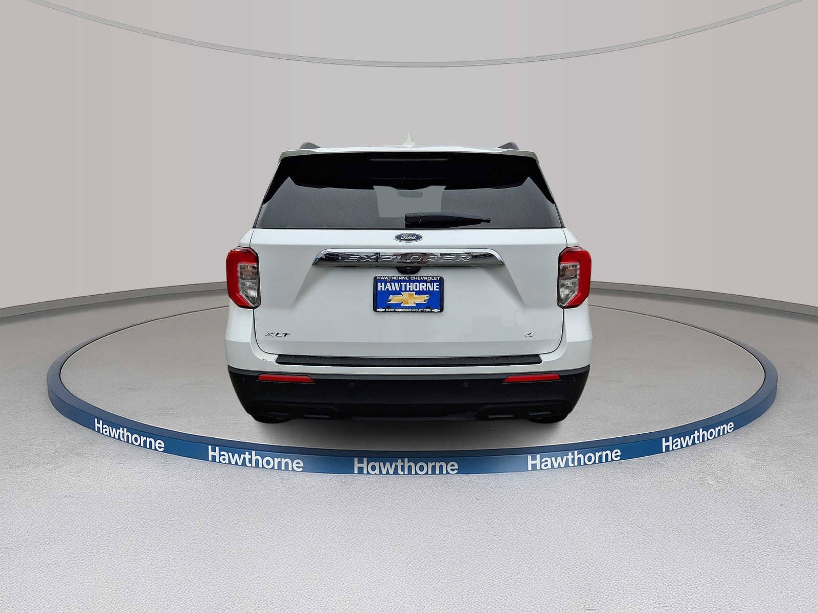 Used 2021 Ford Explorer XLT image 5