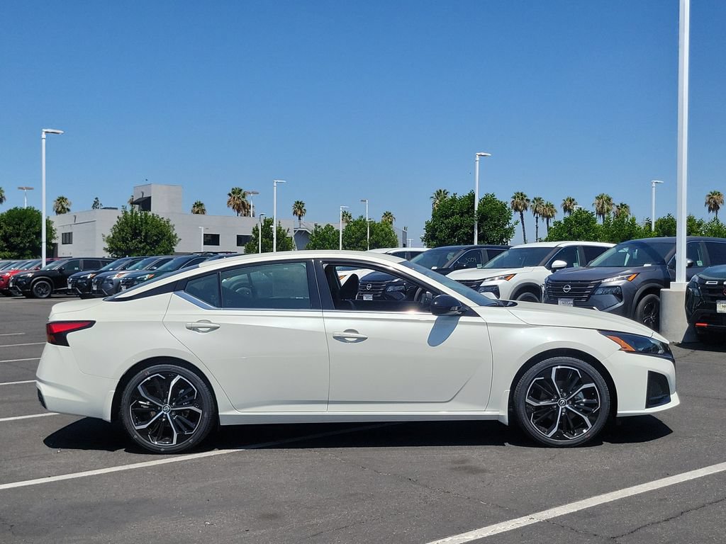 New 2026 Nissan Altima 2.5 SR FWD image 20