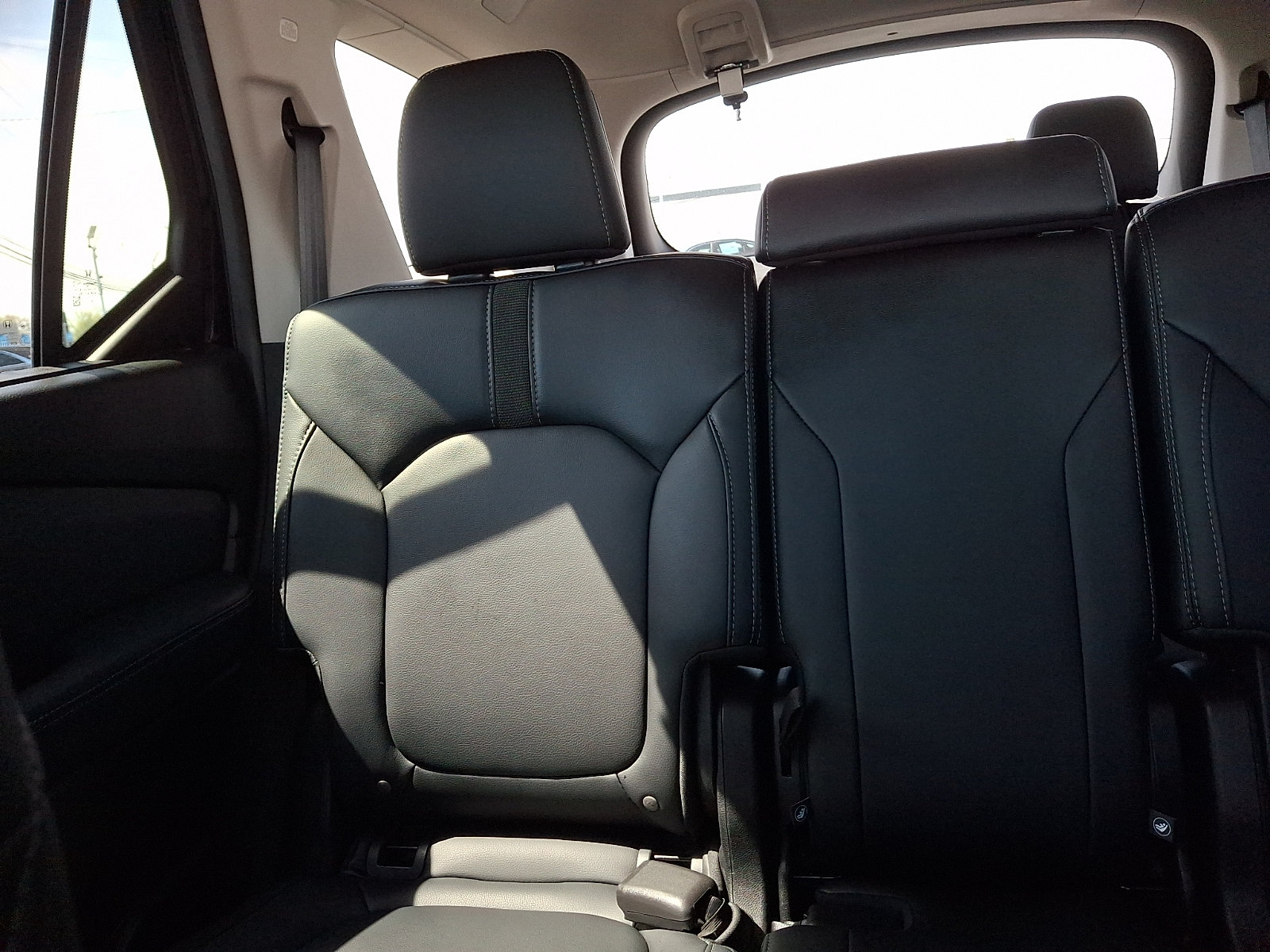 Used 2025 Honda Pilot EX-L image 14
