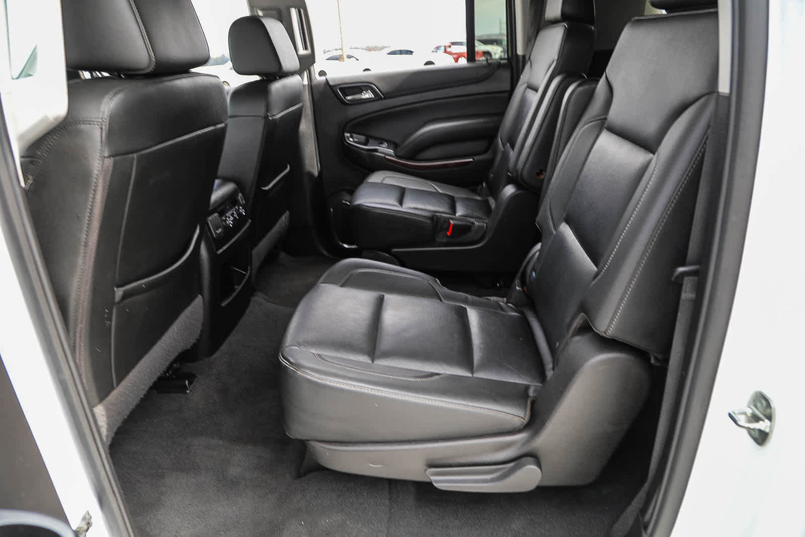 Used 2020 GMC Yukon XL SLT image 17