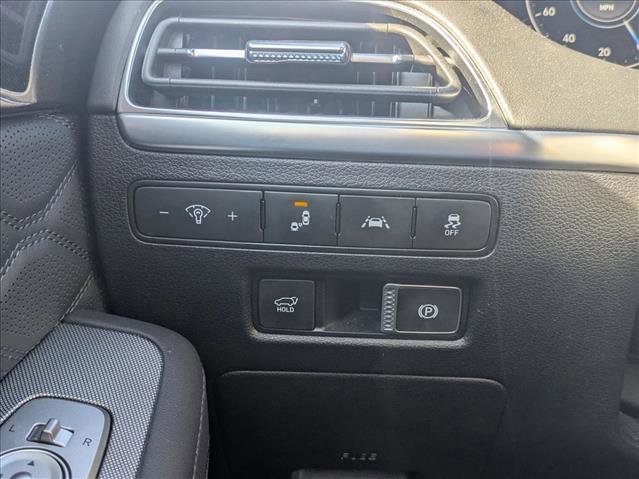 Used 2022 Hyundai Palisade Calligraphy w/ Winter Package image 15