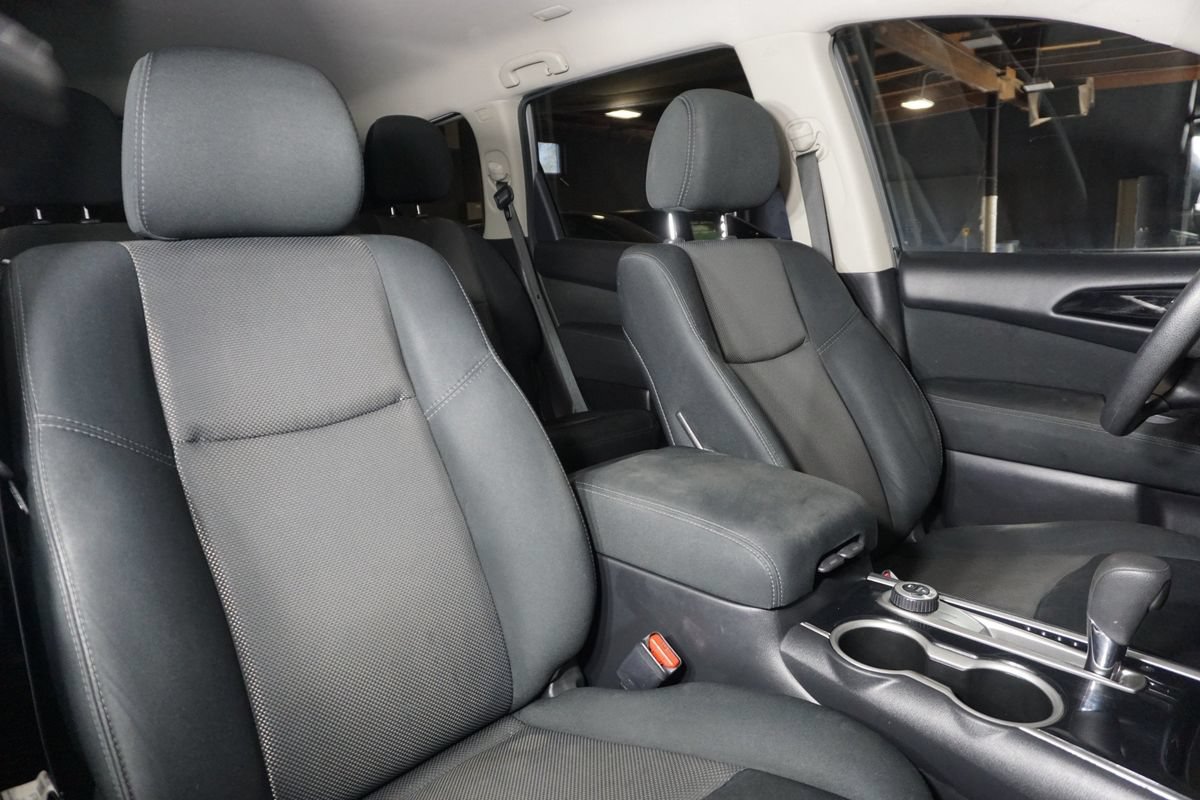 Used 2017 Nissan Pathfinder S AWD/4WD image 19