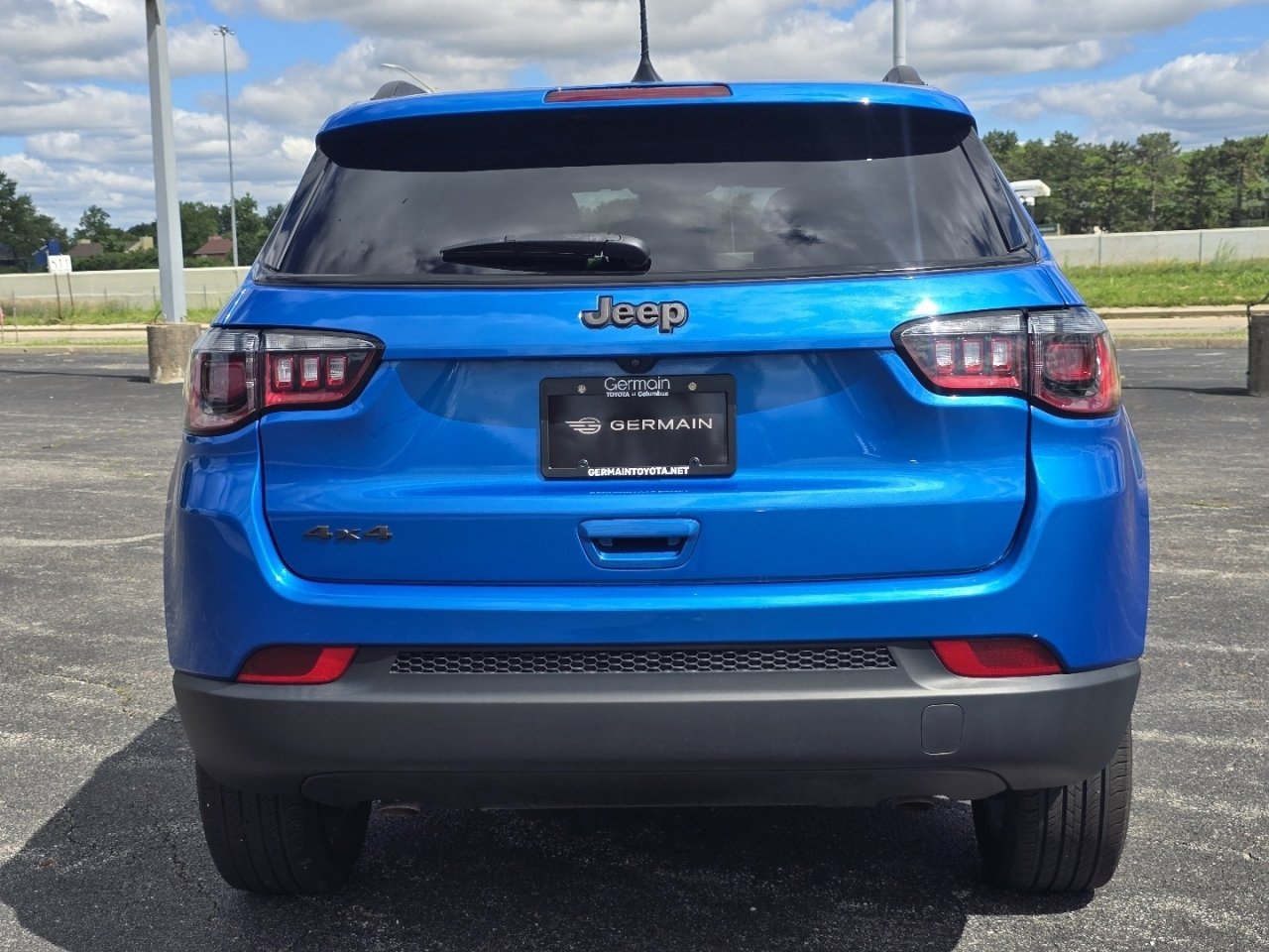 Used 2025 Jeep Compass Latitude w/ Altitude Special Edition AWD/4WD image 13